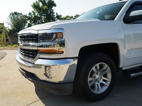 Used 2018 Chevrolet Silverado 1500 LT w/ All Star Edition RWD image 17