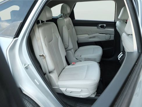Used 2022 Kia Sorento SX FWD image 32