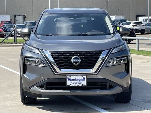 Used 2023 Nissan Rogue SV FWD image 7