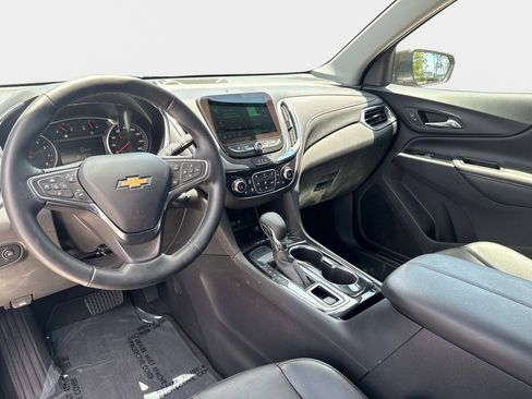 Used 2024 Chevrolet Equinox Premier FWD image 15