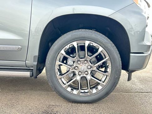 New 2026 Chevrolet Silverado 1500 High Country w/ Technology Package AWD/4WD image 14