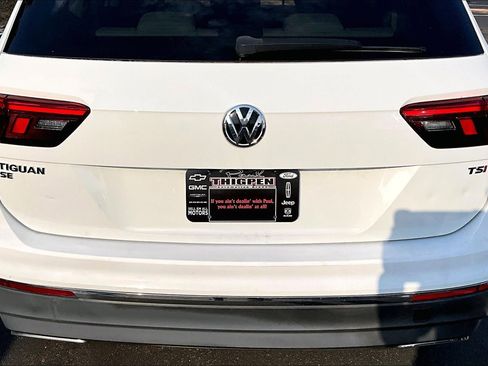 Used 2018 Volkswagen Tiguan SE FWD image 24