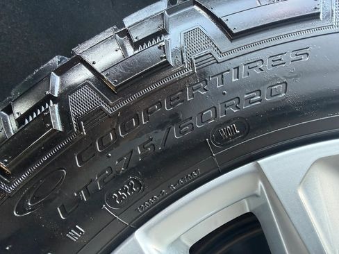 Used 2019 Chevrolet Silverado 1500 Custom w/ Custom Value Package image 26