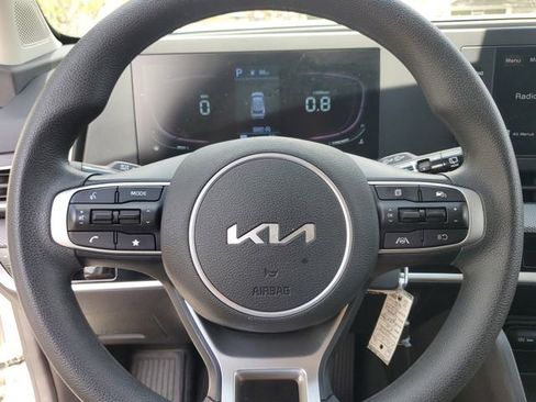 Certified 2023 Kia Sportage LX image 19