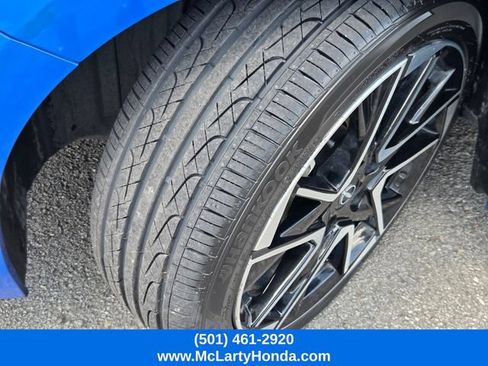 Used 2025 Nissan Sentra SR FWD image 19