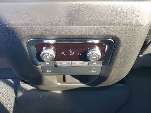 New 2026 GMC Yukon Denali w/ Sun & Power Step Package image 21