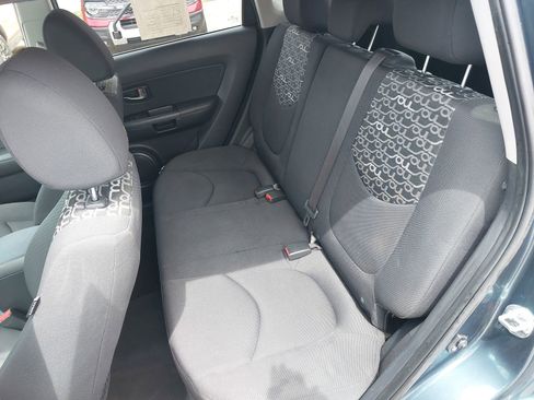 Used 2011 Kia Soul + image 15