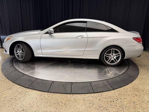 Used 2014 Mercedes-Benz E 350 4MATIC Coupe image 4
