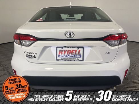 Used 2025 Toyota Corolla LE image 6