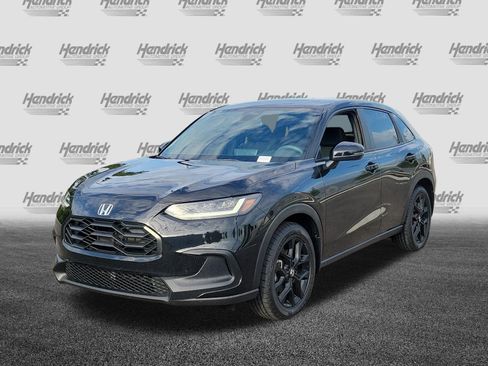 Used 2024 Honda HR-V Sport image 3