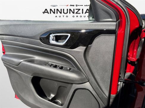 New 2026 Jeep Compass Limited image 28