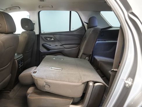Used 2019 Chevrolet Traverse LS FWD image 27