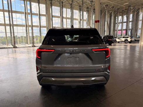 Used 2026 GMC Terrain Denali AWD/4WD image 4