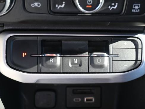 Used 2023 GMC Acadia SLE w/ Driver Convenience Package image 23