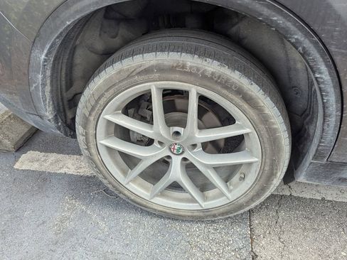 Used 2018 Alfa Romeo Stelvio Ti Sport AWD/4WD image 14