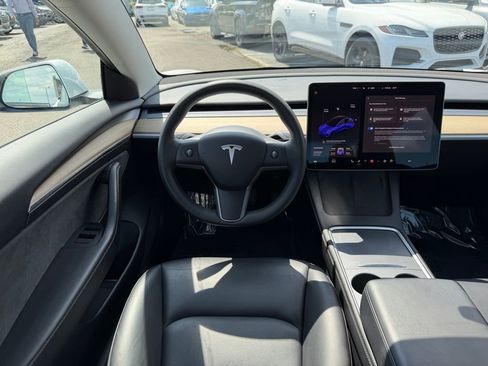 Used 2023 Tesla Model 3 Standard Range RWD image 23