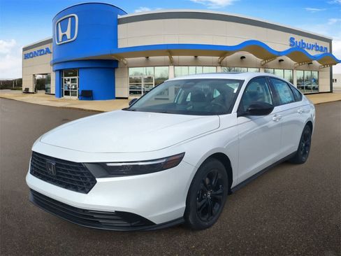 New 2025 Honda Accord SE image 4
