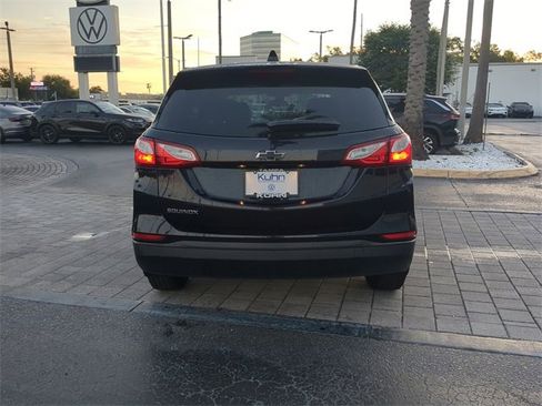 Used 2020 Chevrolet Equinox LS w/ LS Convenience Package image 5