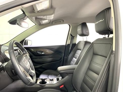 Used 2023 GMC Terrain Denali w/ LPO, Floor Liner Package AWD/4WD image 33