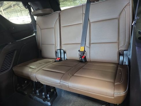 Used 2021 Chevrolet Tahoe High Country AWD/4WD image 6