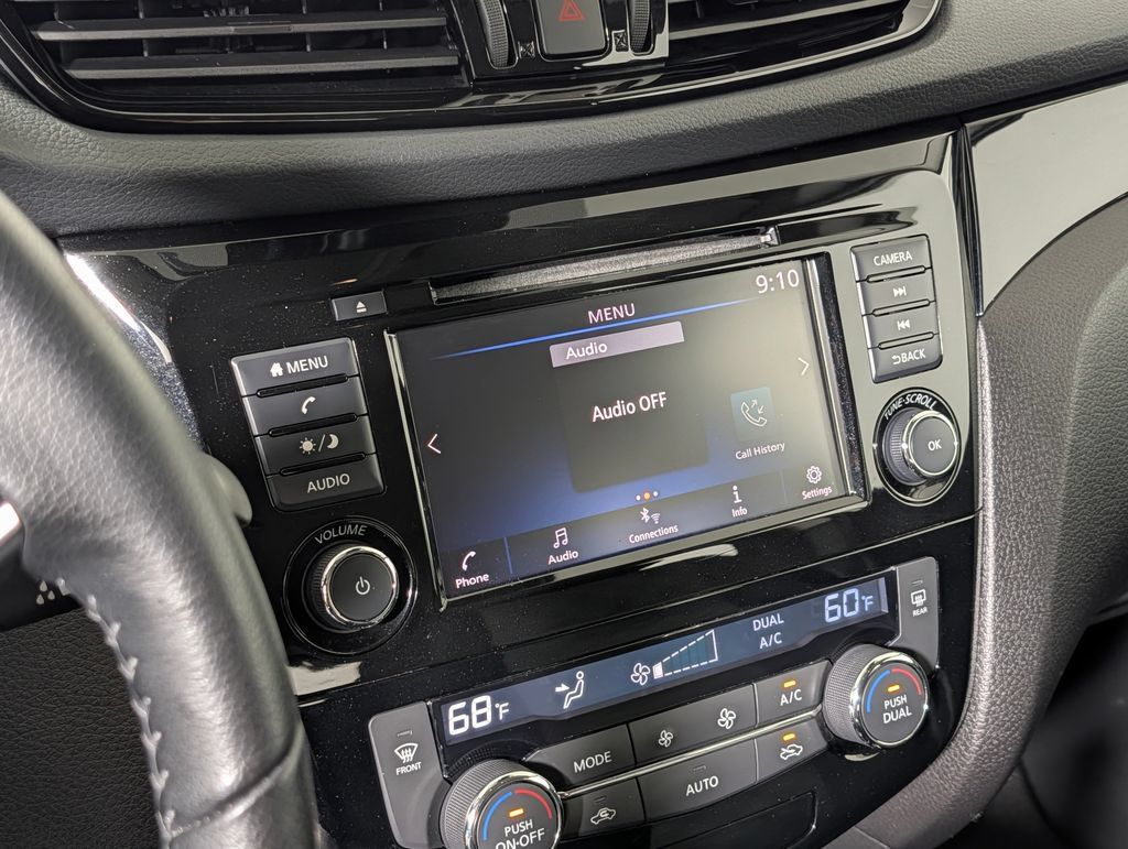 Used 2021 Nissan Rogue Sport SV FWD image 10
