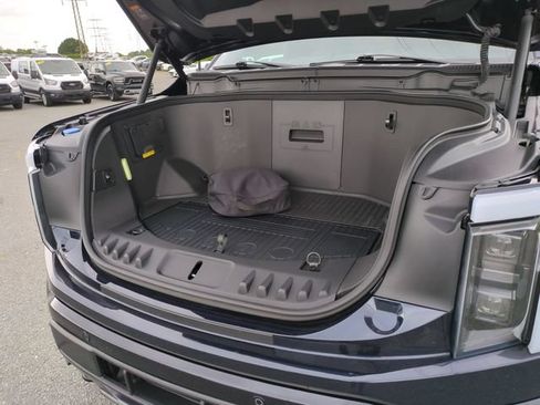 Used 2023 Ford F150 Lightning Lariat AWD/4WD image 36