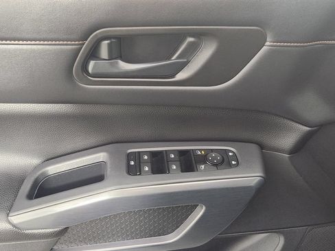 Used 2024 Nissan Pathfinder Rock Creek AWD/4WD image 10