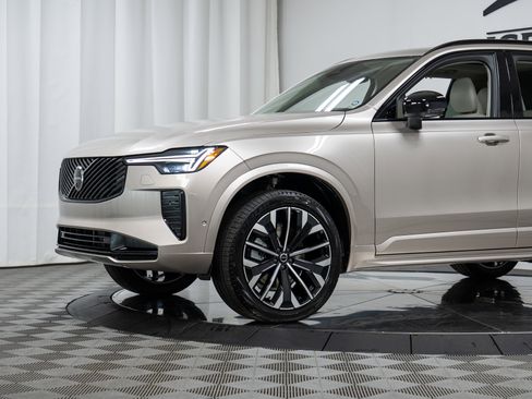 New 2026 Volvo XC90 B6 Ultra w/ Protection Package image 26