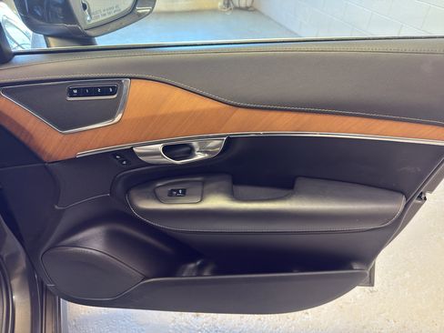 Used 2018 Volvo XC90 T6 Inscription w/ Convenience Package image 22