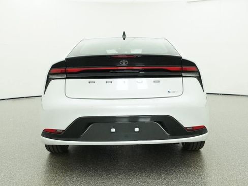 New 2026 Toyota Prius XLE FWD image 23