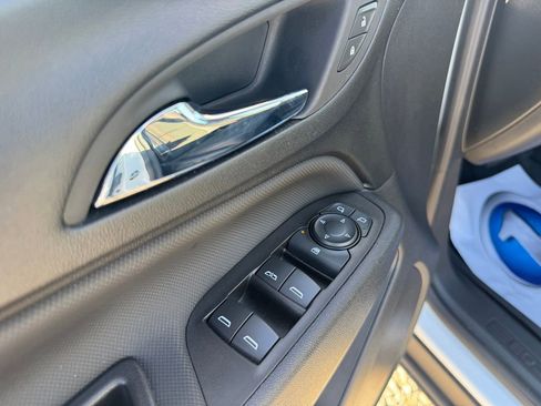 Used 2023 Chevrolet Equinox RS w/ LPO, Floor Liner Package image 26