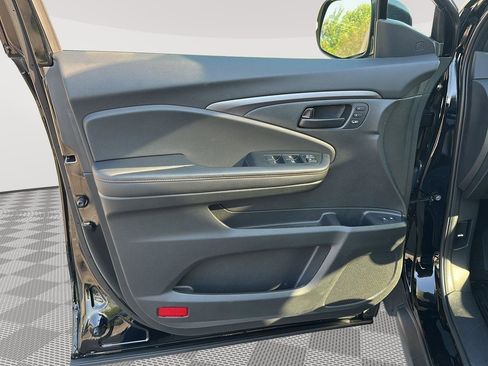 Used 2023 Honda Passport TrailSport image 19