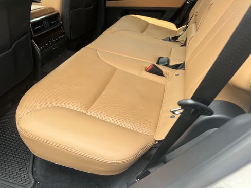Used 2025 Lexus LX 700h Luxury w/ Appearance Package AWD/4WD image 35