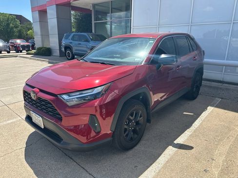 Used 2024 Toyota RAV4 LE FWD image 1