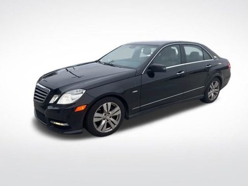 Used 2012 Mercedes-Benz E 350 BlueTEC Sedan image 3