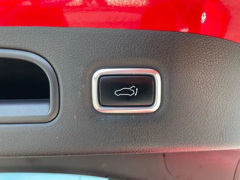 Used 2018 Kia Stinger GT2 AWD/4WD image 36