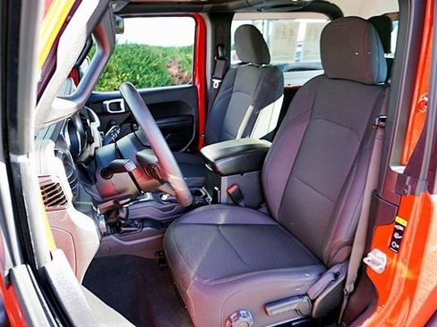 Certified 2022 Jeep Wrangler Sport image 16