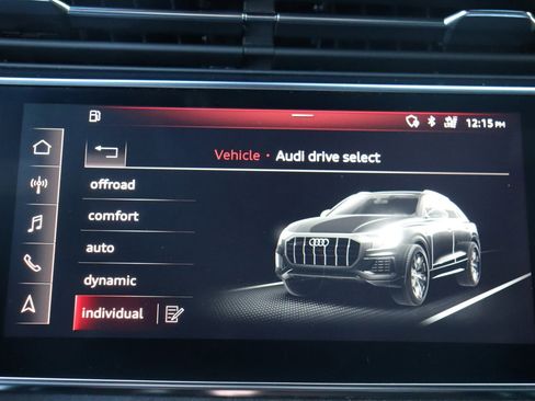 Used 2019 Audi Q8 Premium Plus w/ Premium Plus image 40