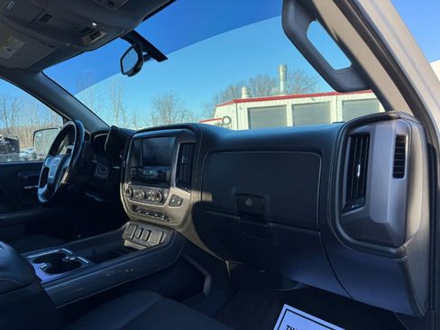 Used 2015 GMC Sierra 1500 SLE image 19