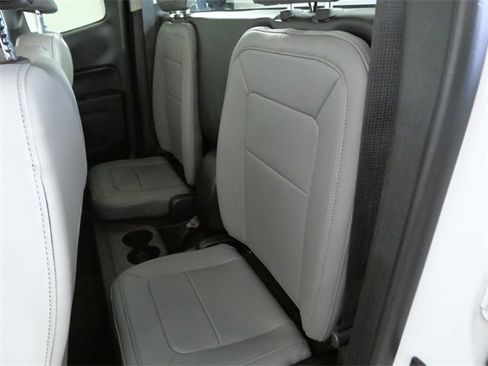 Used 2015 Chevrolet Colorado W/T image 15