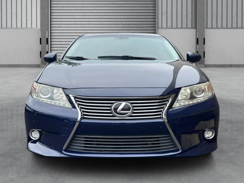 Used 2014 Lexus ES 350 w/ Luxury Package FWD image 9
