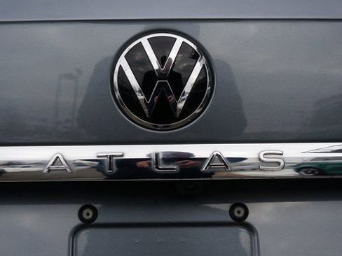 Certified 2023 Volkswagen Atlas SE w/ Panoramic Sunroof Package image 87