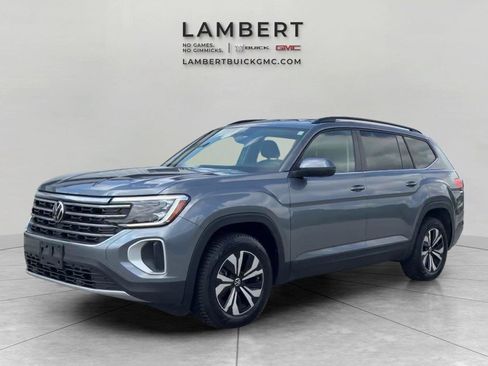 Used 2024 Volkswagen Atlas SE AWD/4WD image 1