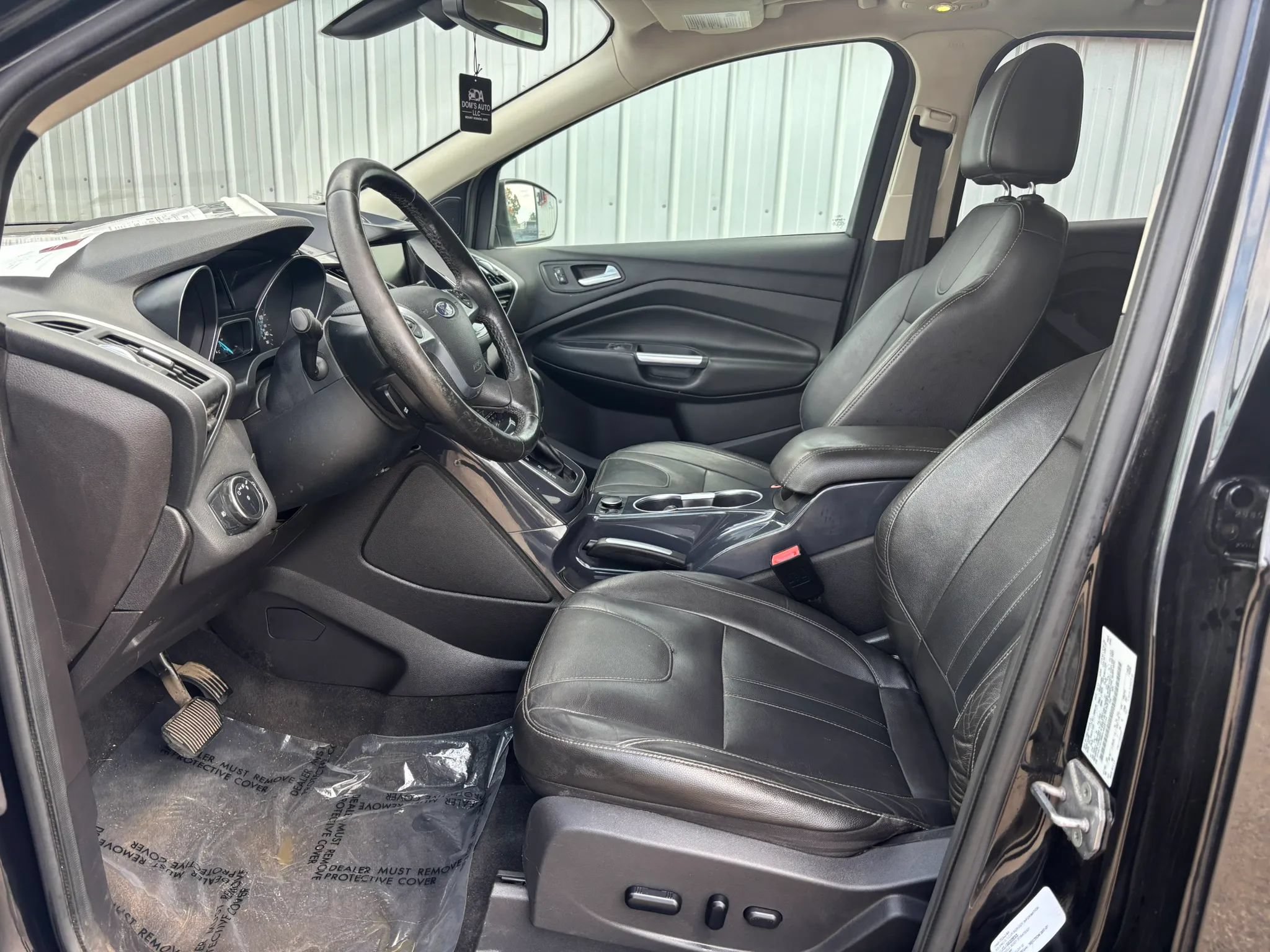 Used 2013 Ford Escape Titanium w/ Parking Technology Pkg FWD image 17