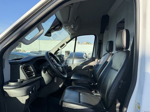 Used 2022 Ford Transit 250 Medium Roof RWD image 10