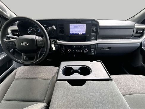 Used 2025 Ford F250 XLT AWD/4WD image 16