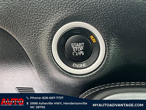 Used 2016 Dodge Challenger R/T w/ Blacktop Package image 10