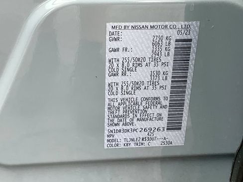 Used 2023 Nissan Pathfinder Platinum AWD/4WD image 39