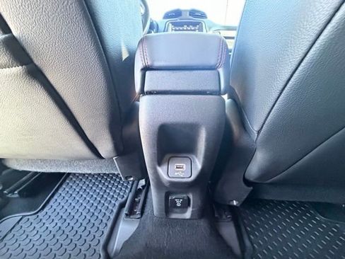 Used 2022 Jeep Renegade Trailhawk w/ Trailer Tow Group image 27