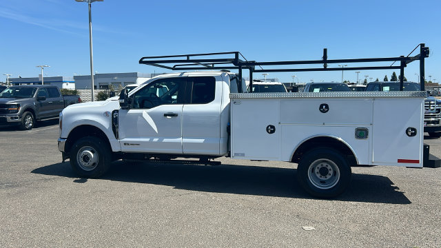 New 2026 Ford F350 XL w/ XL Chrome Package AWD/4WD image 2